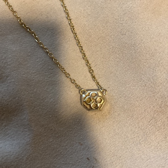 Kendra Scott Necklace - Picture 4 of 4